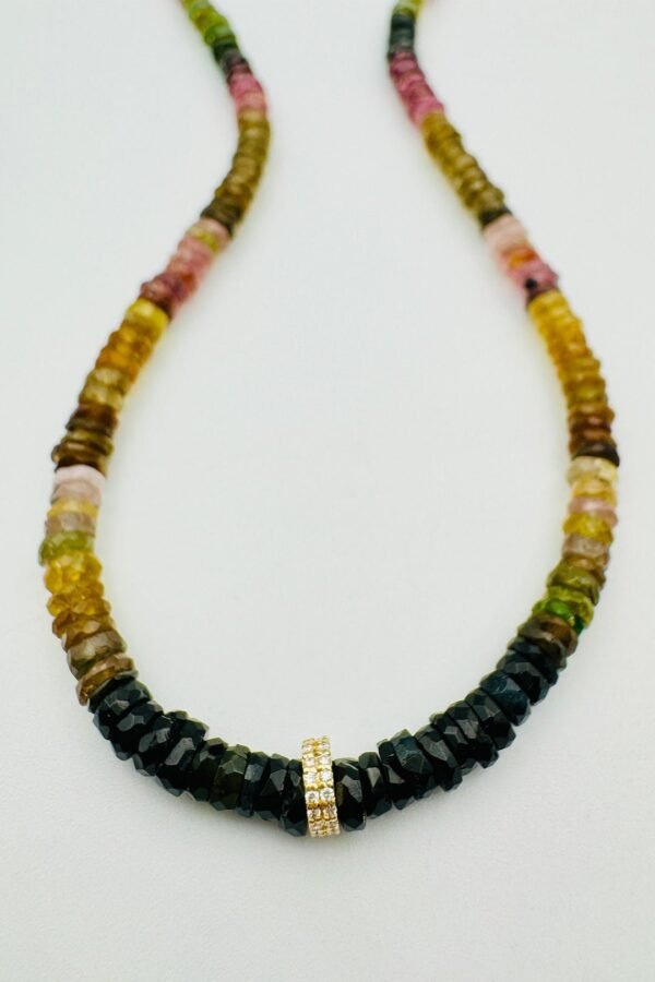 TOURMALINE HEISHI WITH 14K YG DOUBLE DIAMOND BEAD NECKLACE